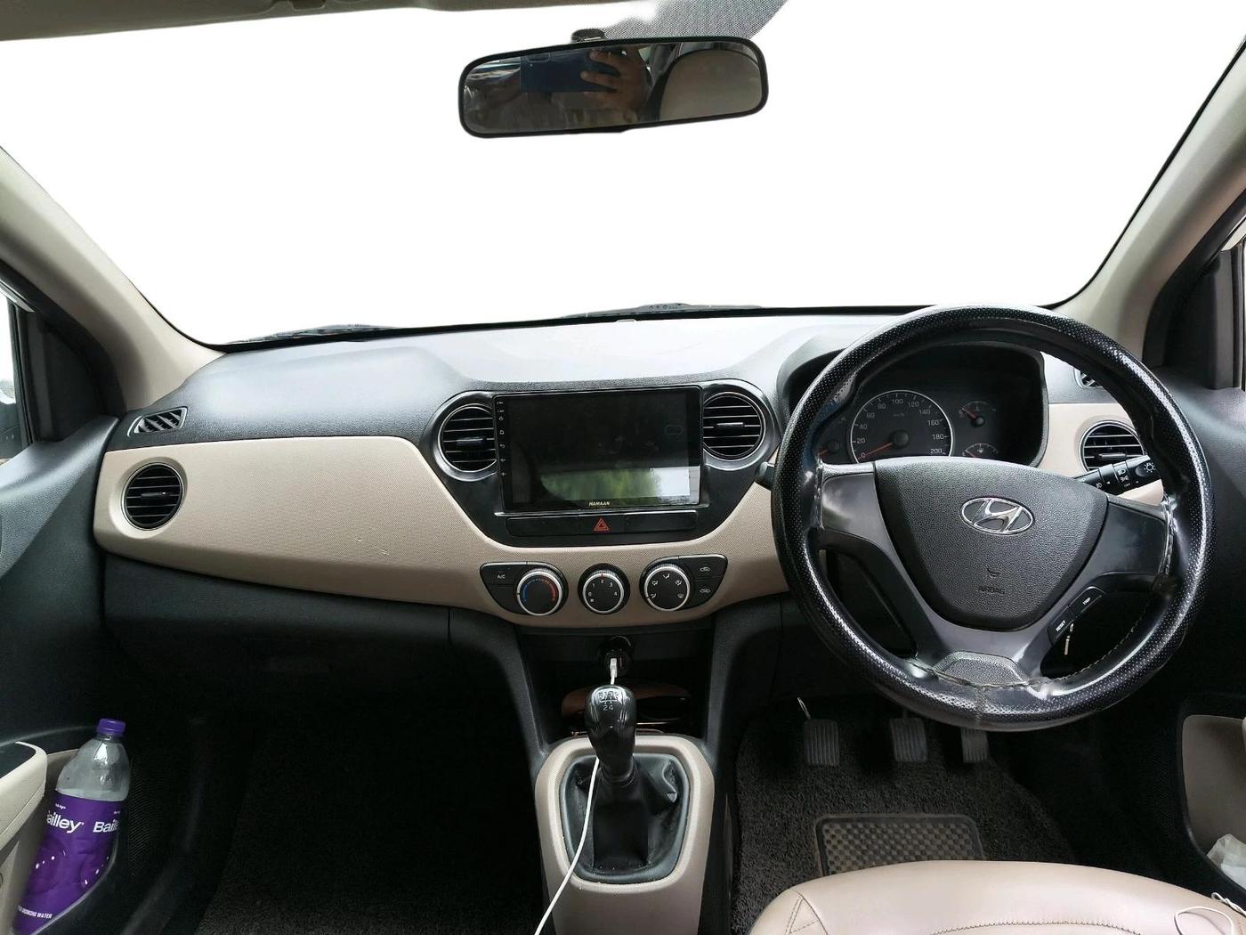 2018 Hyundai Grand i10 MAGNA U2 1.2 CRDI, Diesel, Manual, 1,22,682 km, interior