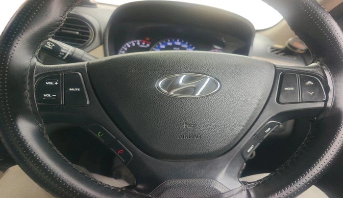 2016 Hyundai Xcent SX 1.2, CNG, Manual, 1,18,938 km, interior