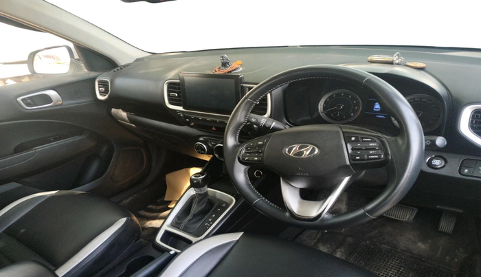 2019 Hyundai VENUE SX PLUS 1.0 TURBO DCT, Petrol, Automatic, 43,800 km, interior