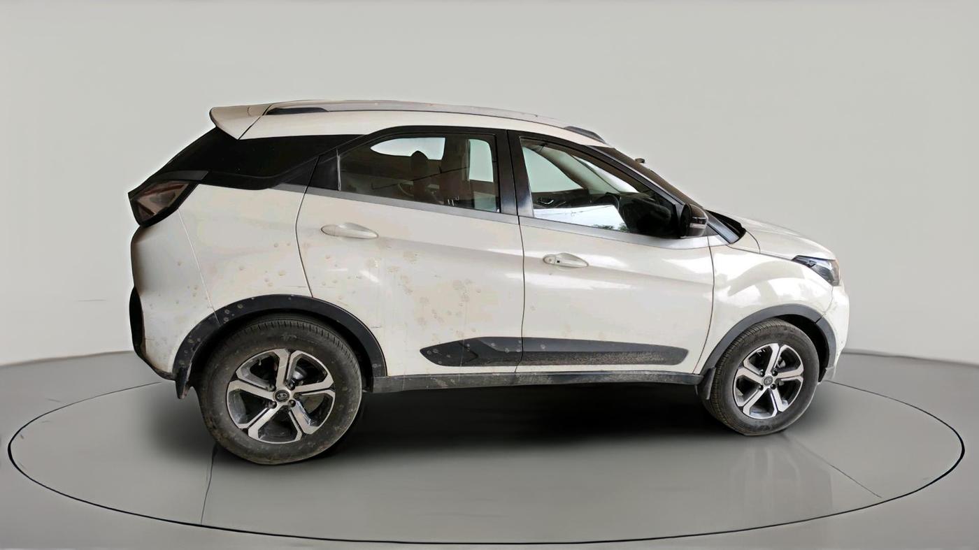 2021 Tata NEXON XZA PLUS (O) PETROL, Petrol, Automatic, 73,735 km, exterior