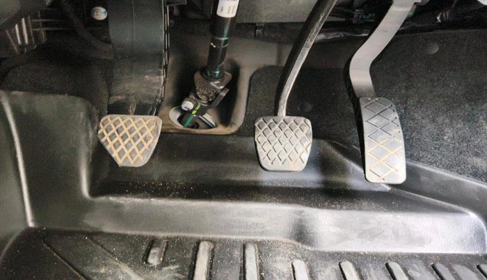 2025 MG ASTOR Sprint 1.5 MT (Ivory), Petrol, Manual, 11,004 km, interior