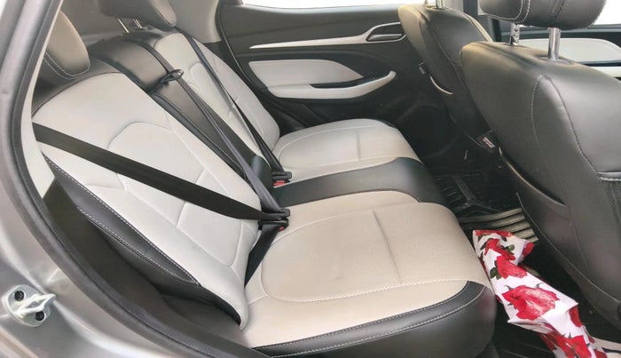 2025 MG ASTOR Sprint 1.5 MT (Ivory), Petrol, Manual, 11,004 km, interior