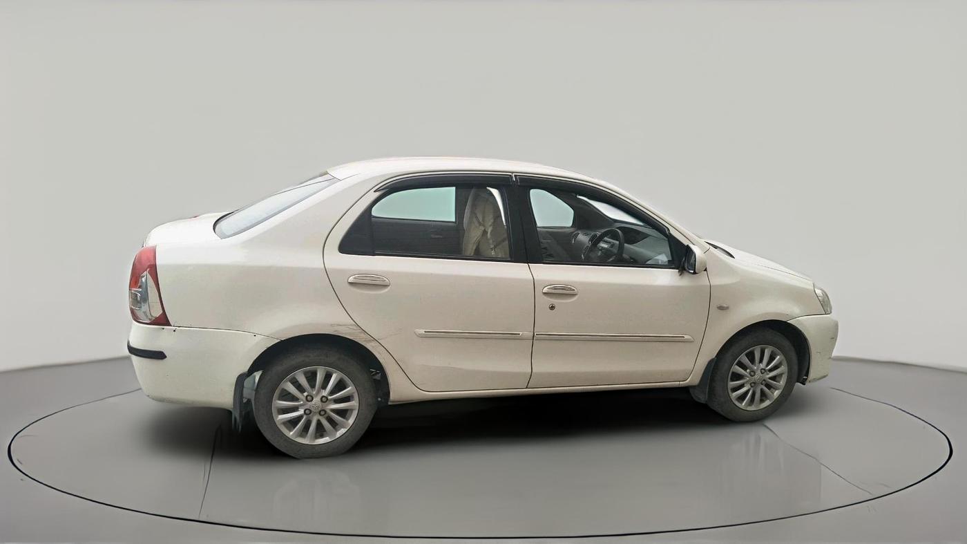 2011 Toyota Etios V, Petrol, Manual, 32,910 km, exterior