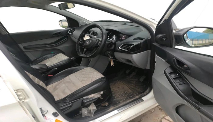 2022 Tata Tiago XT CNG, CNG, Manual, 81,840 km, interior