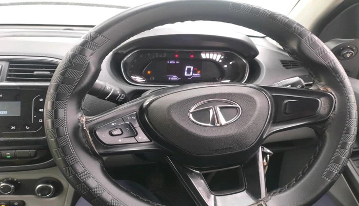 2022 Tata Tiago XT CNG, CNG, Manual, 81,840 km, interior