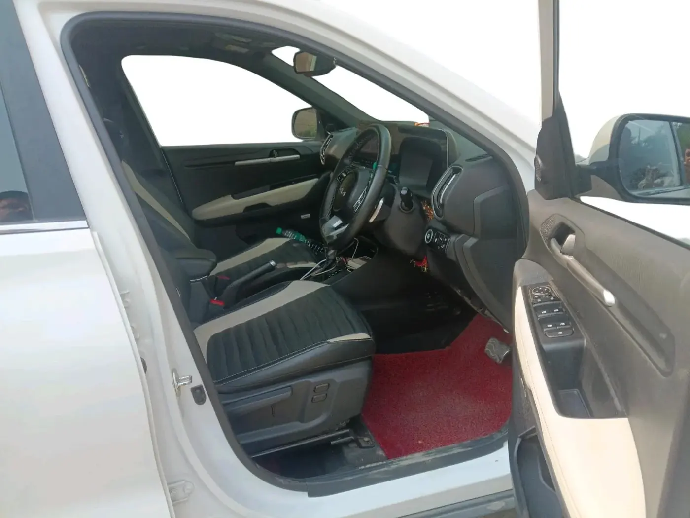 2024 KIA SONET GTX PLUS 1.0 TURBO PETROL DCT, Petrol, Automatic, 27,618 km, interior