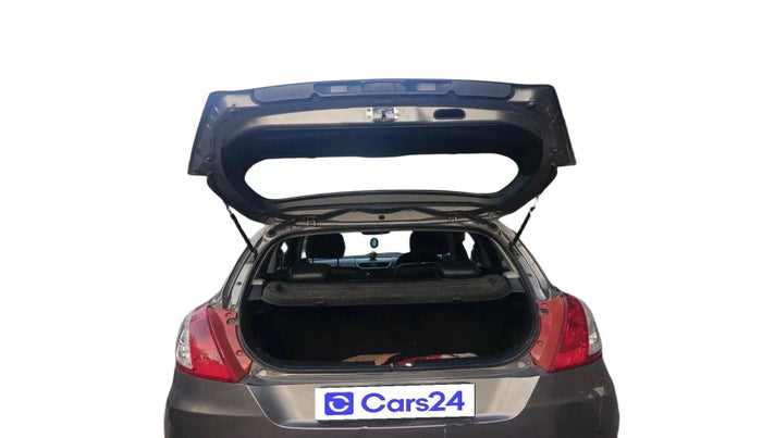 2016 Maruti Swift LDI, Diesel, Manual, 1,35,870 km, exterior