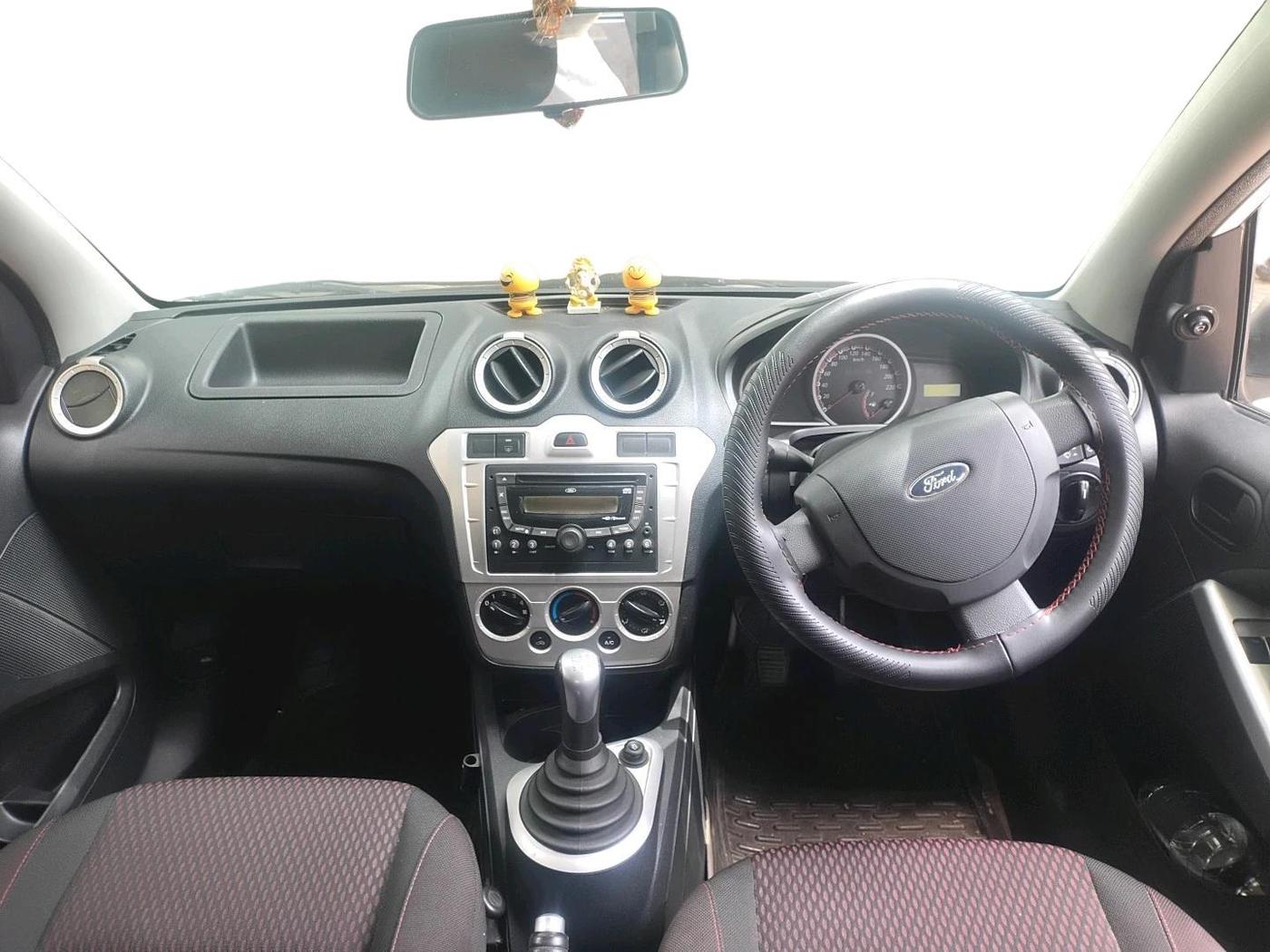 2011 Ford Figo ZXI 1.2 PETROL, Petrol, Manual, 41,051 km, interior