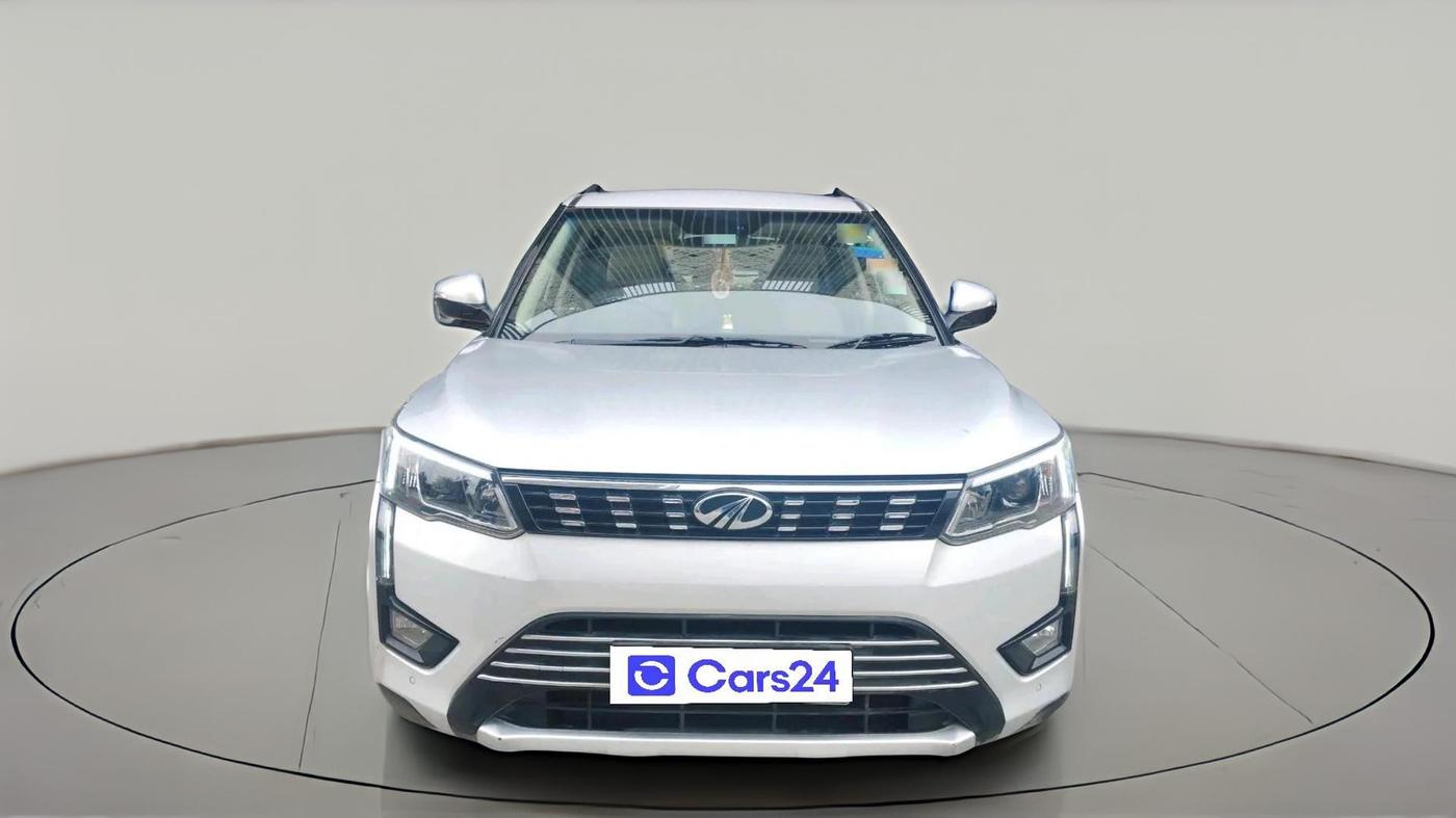 2020 Mahindra XUV300 W8 (O) 1.2 PETROL, Petrol, Manual, 47,256 km, exterior