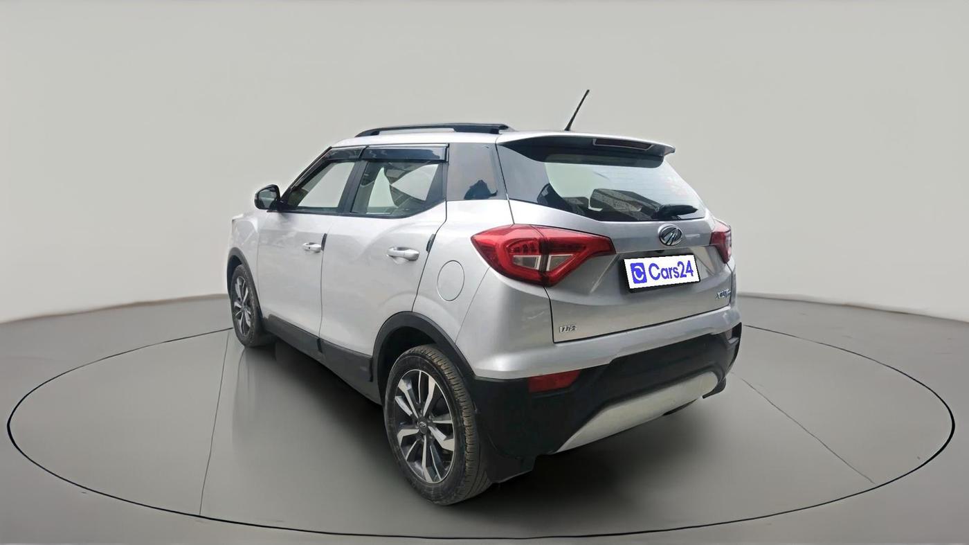 2020 Mahindra XUV300 W8 (O) 1.2 PETROL, Petrol, Manual, 47,256 km, exterior