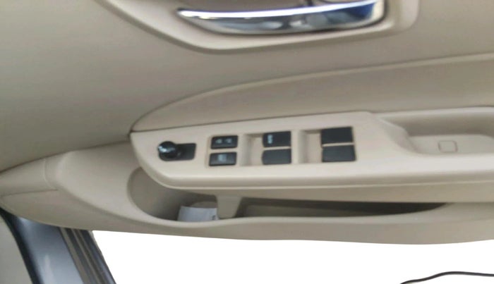 2015 Maruti Swift Dzire VXI, Petrol, Manual, 72,707 km, interior