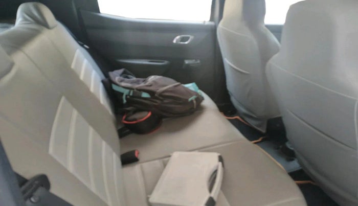 2018 Renault Kwid RXT 1.0 AMT (O), Petrol, Automatic, 36,703 km, interior