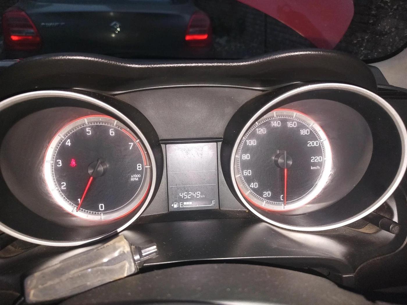 2018 Maruti Swift VXI, Petrol, Manual, 45,249 km, interior