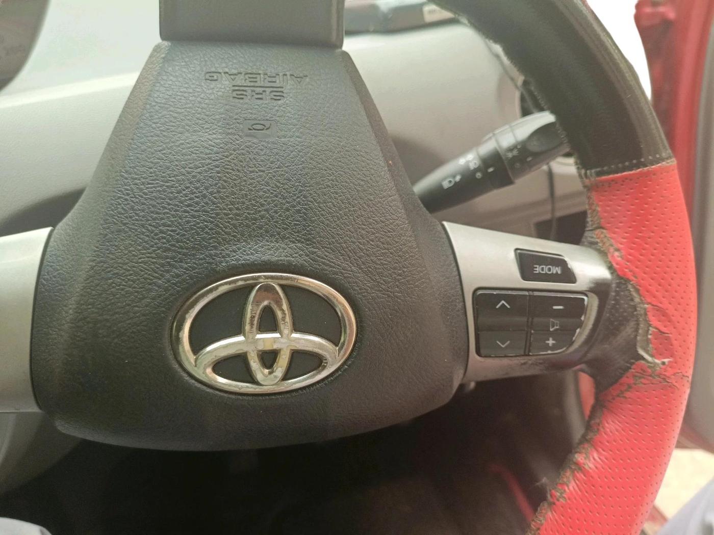 2011 Toyota Etios Liva VX, Petrol, Manual, 1,88,135 km, interior