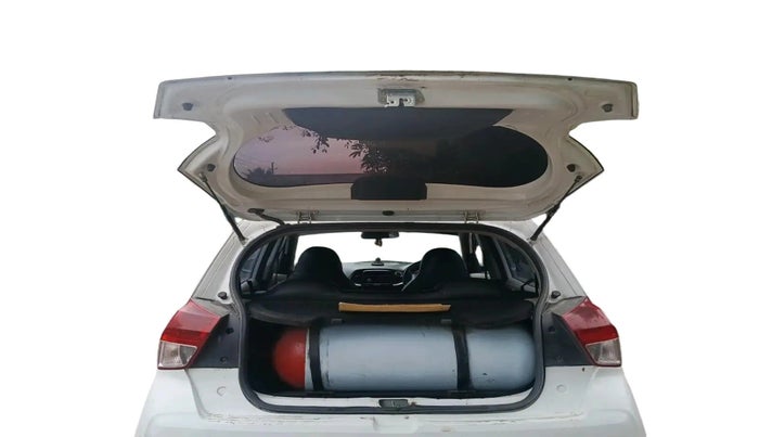 2018 Hyundai NEW SANTRO MAGNA CNG, CNG, Manual, 48,843 km, exterior