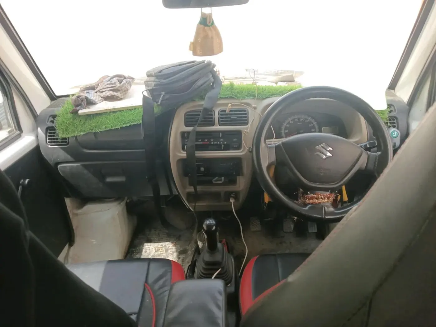 2022 Maruti Eeco 5 STR AC (O), Petrol, Manual, 32,662 km, interior