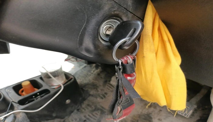 2022 Maruti Eeco 5 STR AC (O), Petrol, Manual, 32,662 km, interior