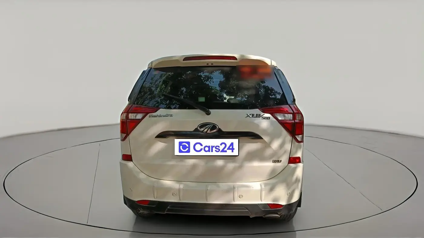 2018 Mahindra XUV500 W9, Diesel, Manual, 1,12,028 km, exterior