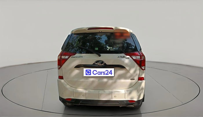 2018 Mahindra XUV500 W9, Diesel, Manual, 1,12,028 km, exterior