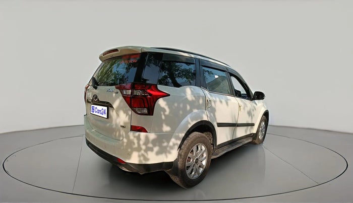 2018 Mahindra XUV500 W9, Diesel, Manual, 1,12,028 km, exterior