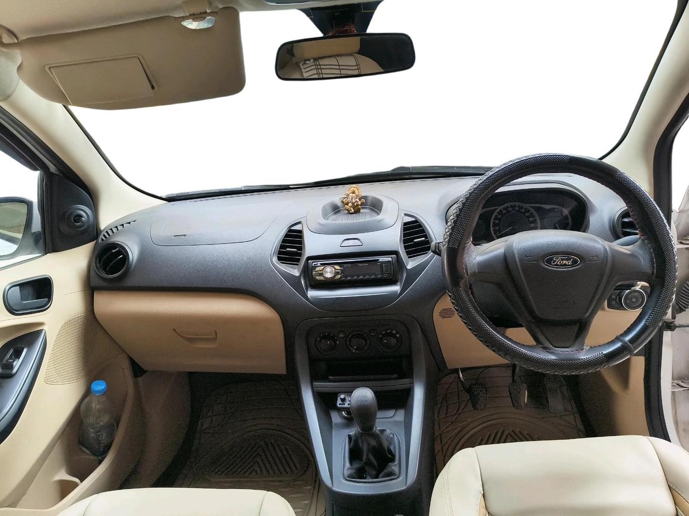 2016 Ford Figo Aspire AMBIENTE 1.5 DIESEL, Diesel, Manual, 1,12,778 km, interior