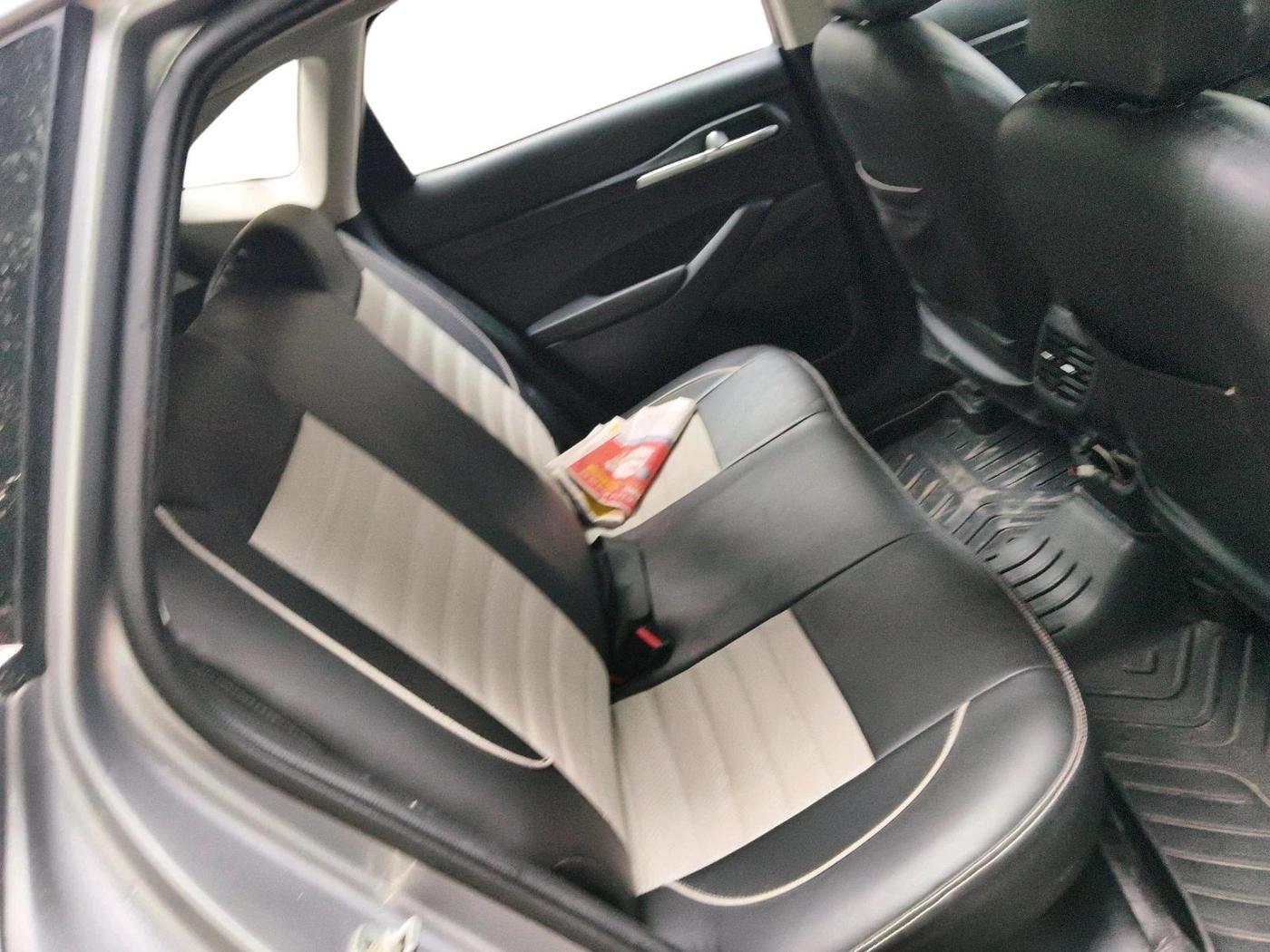 2020 KIA SELTOS HTE 1.5 PETROL, Petrol, Manual, 1,66,478 km, interior