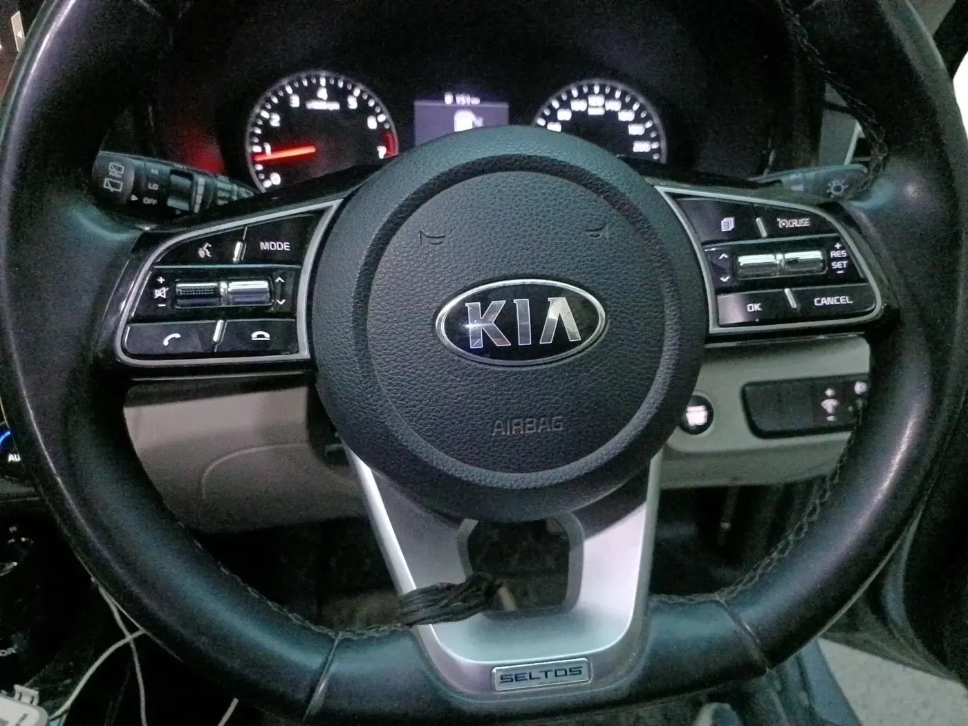 2020 KIA SELTOS HTX 1.5 PETROL, Petrol, Manual, 77,714 km, interior