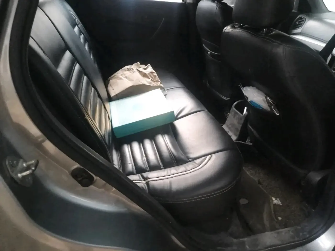 2022 Maruti Vitara Brezza LXI, Petrol, Manual, 51,192 km, interior
