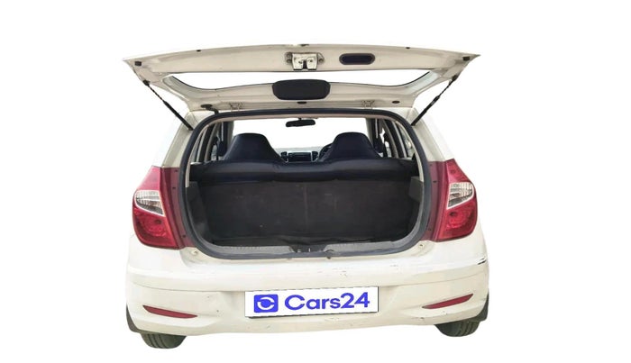 2014 Hyundai i10 MAGNA 1.1, Petrol, Manual, 70,249 km, exterior