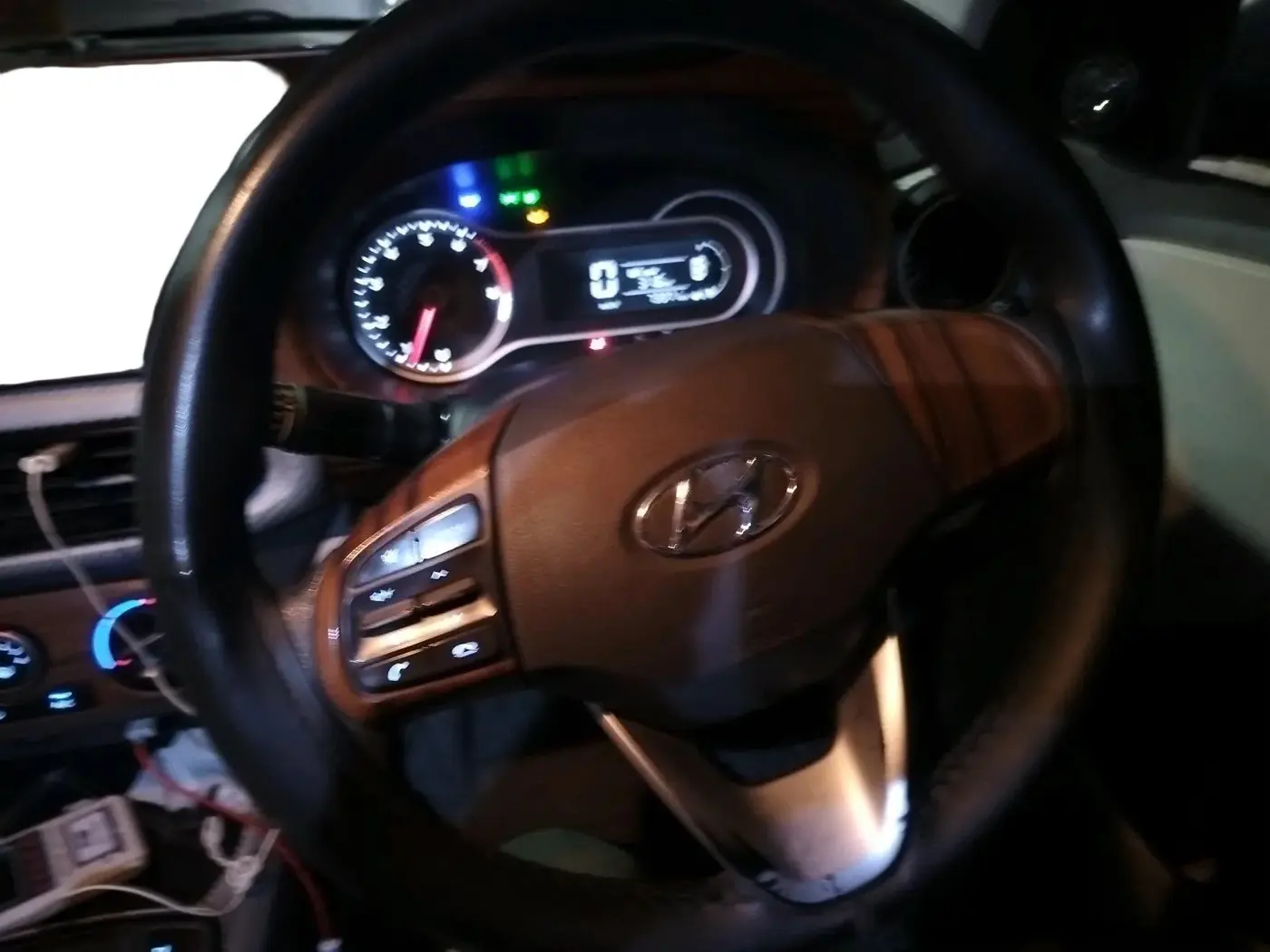 2020 Hyundai AURA S 1.2 AMT, CNG, Automatic, 73,371 km, interior