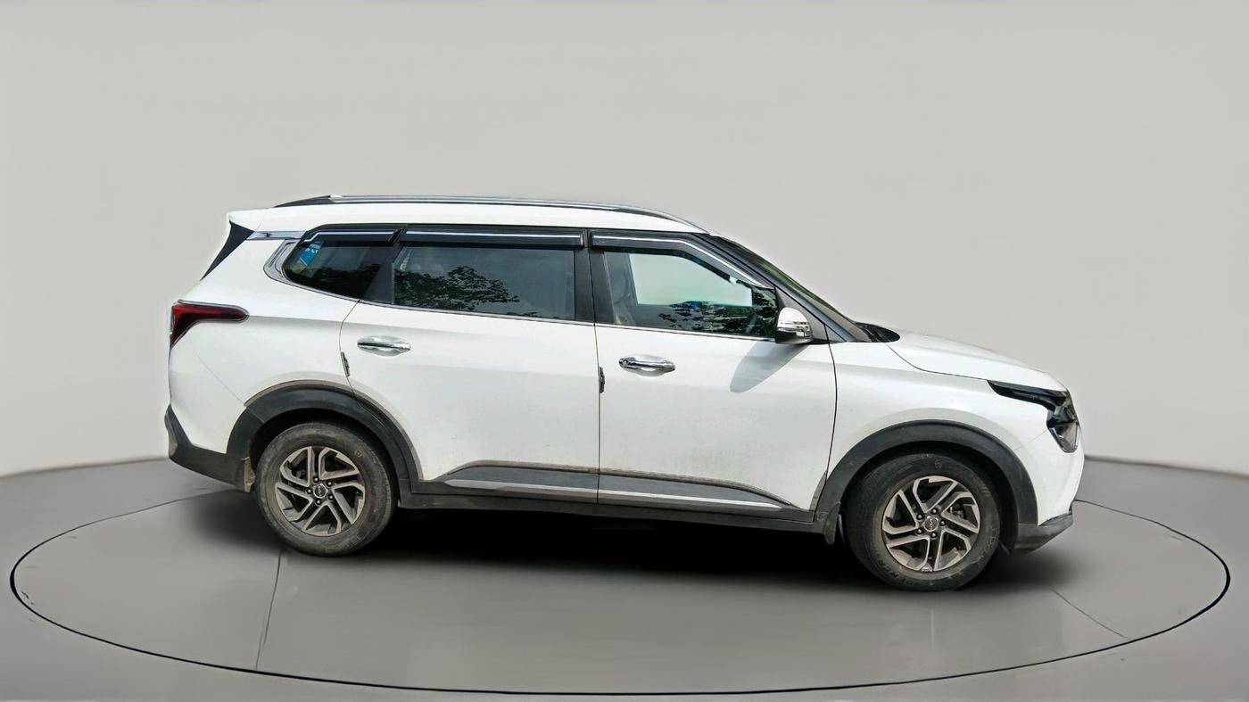 2022 KIA CARENS LUXURY PLUS 1.5 DIESEL AT 7 STR, Diesel, Automatic, 58,455 km, exterior