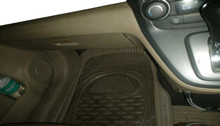 2011 Honda CRV 2.4L 2WD MT, Petrol, Manual, 1,29,624 km, interior