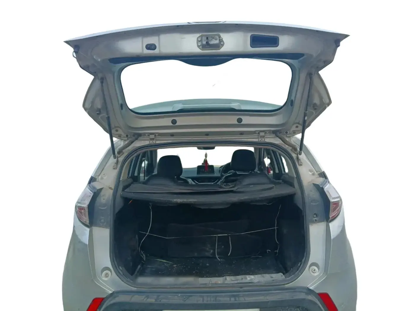 2018 Tata NEXON XZ DIESEL, Diesel, Manual, 93,337 km, exterior