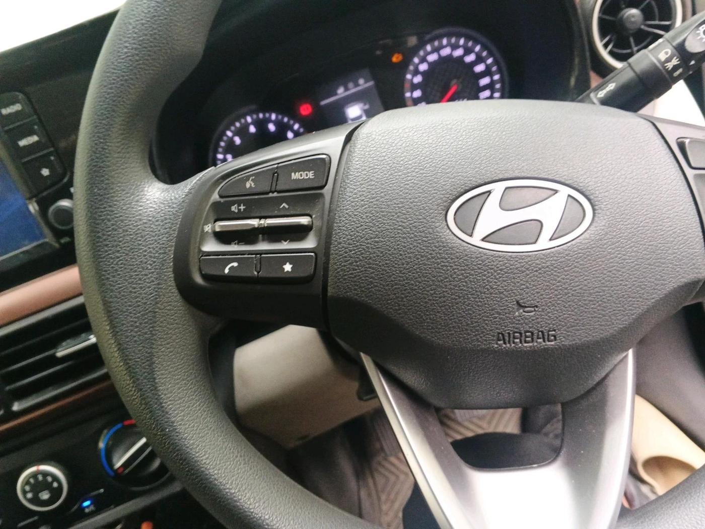 2023 Hyundai AURA SX 1.2 CNG, CNG, Manual, 30,815 km, interior