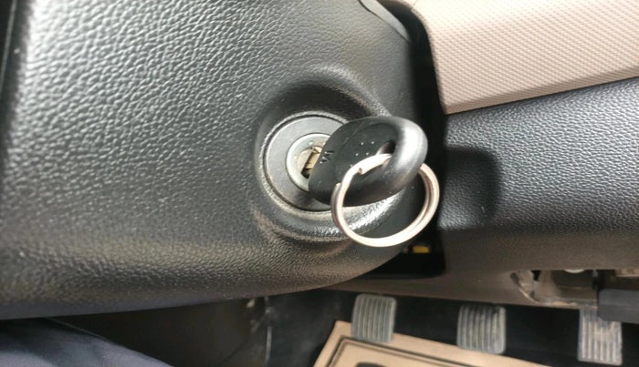 2018 Hyundai Xcent S 1.2, Petrol, Manual, 38,305 km, interior