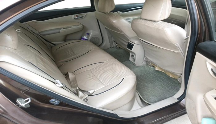2016 Maruti Ciaz VDI (O) SHVS, Diesel, Manual, 1,23,000 km, interior