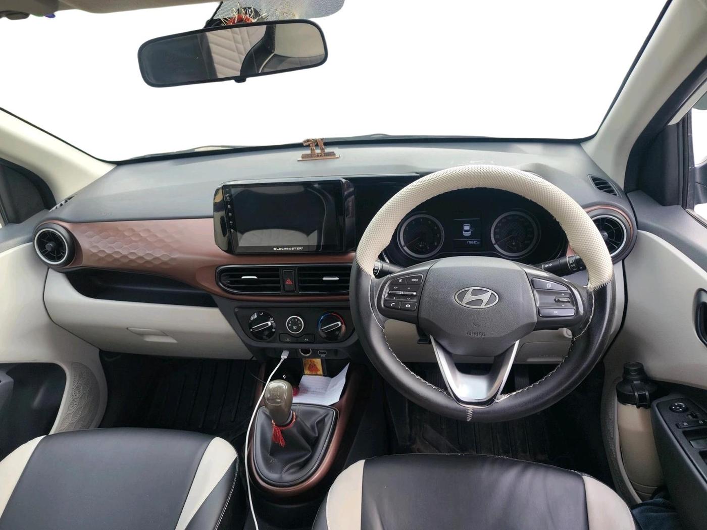 2023 Hyundai AURA S 1.2 CNG, CNG, Manual, 1,70,632 km, interior