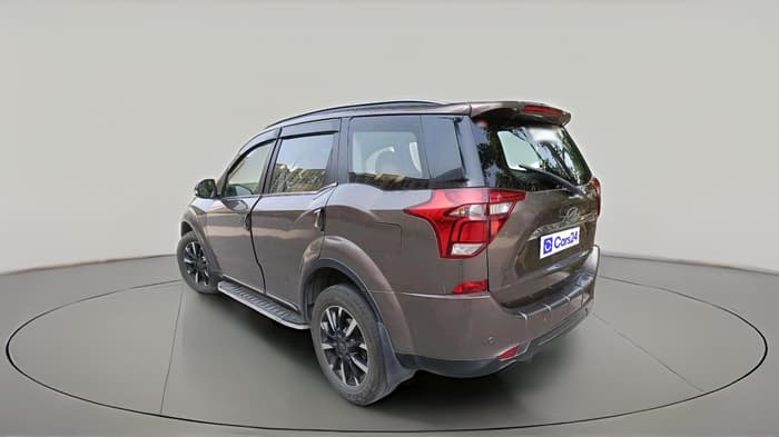 2019 Mahindra XUV500 W11 AT, Diesel, Automatic, 1,20,538 km, exterior