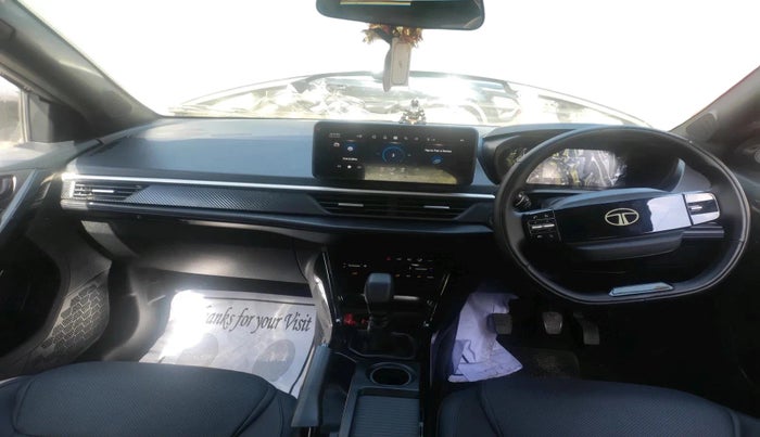 2025 Tata NEXON Creative Plus (S) 1.2 iCNG 6MT Dark Edition, CNG, Manual, 5,933 km, interior