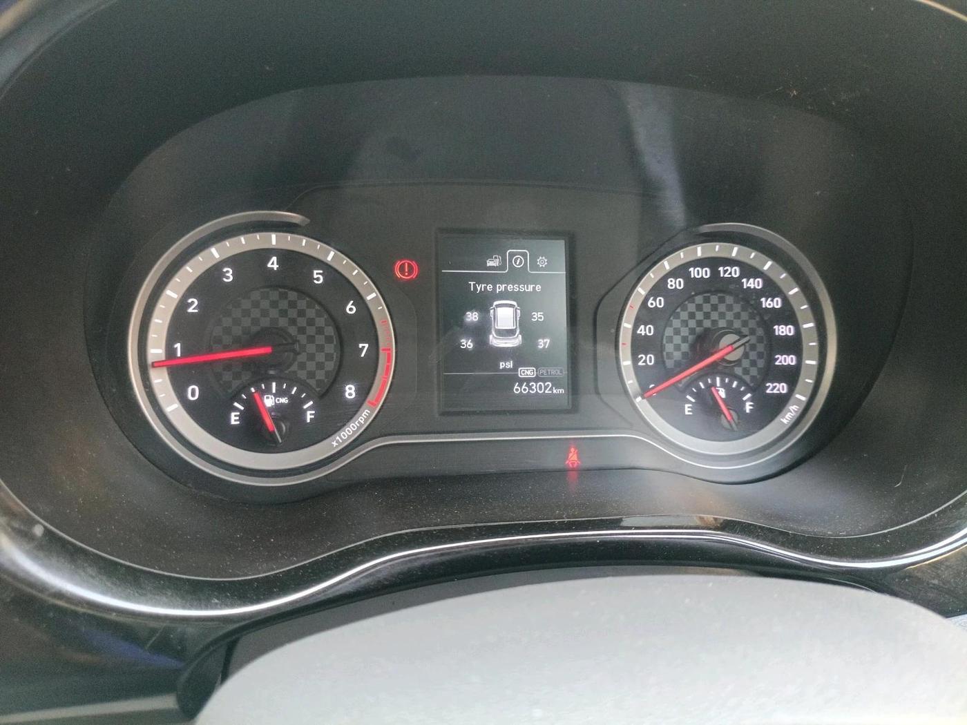 2023 Hyundai GRAND I10 NIOS SPORTZ 1.2 KAPPA VTVT CNG, CNG, Manual, 66,302 km, interior
