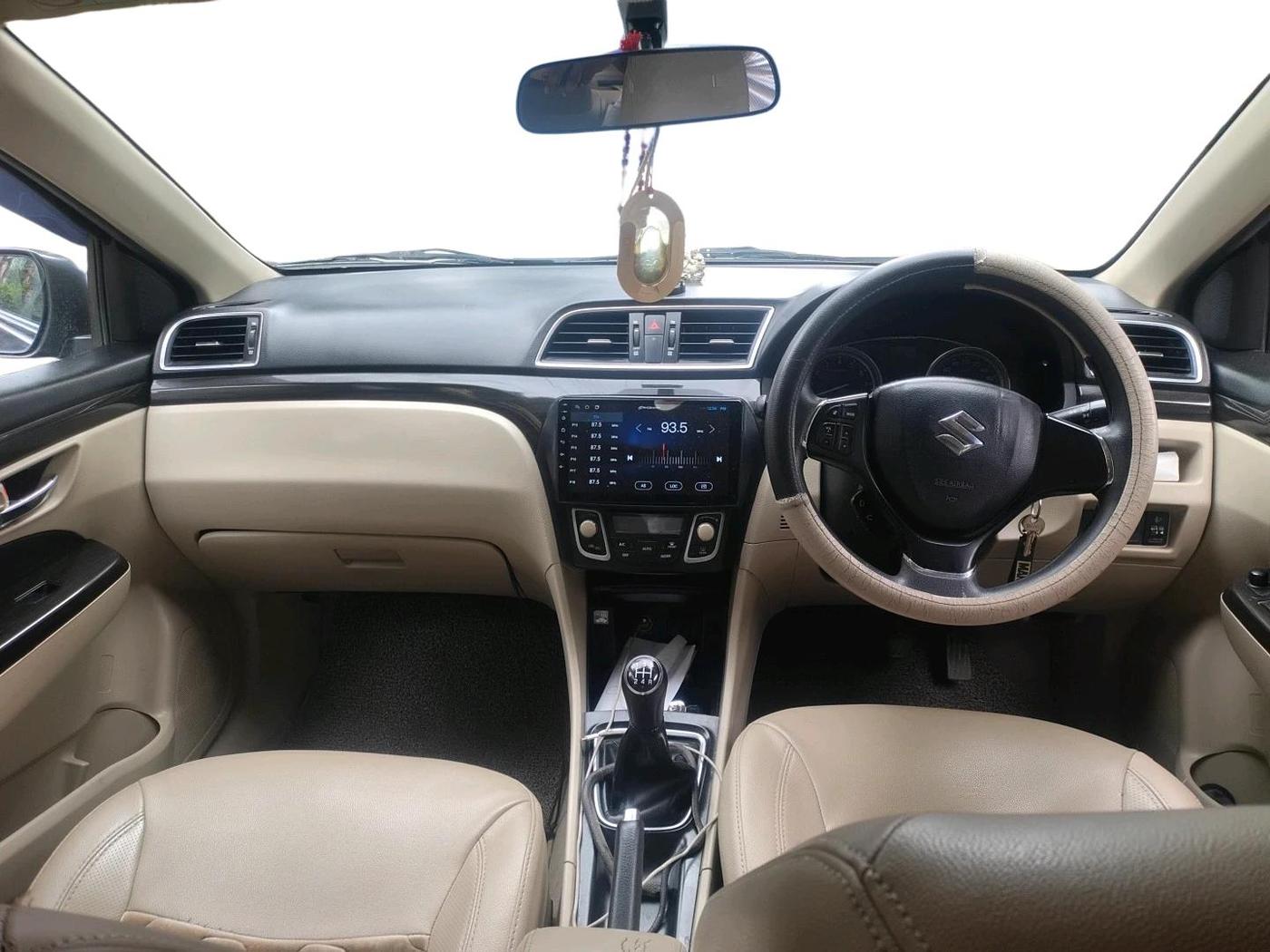 2017 Maruti Ciaz DELTA 1.4 MT PETROL, Petrol, Manual, 1,11,071 km, interior