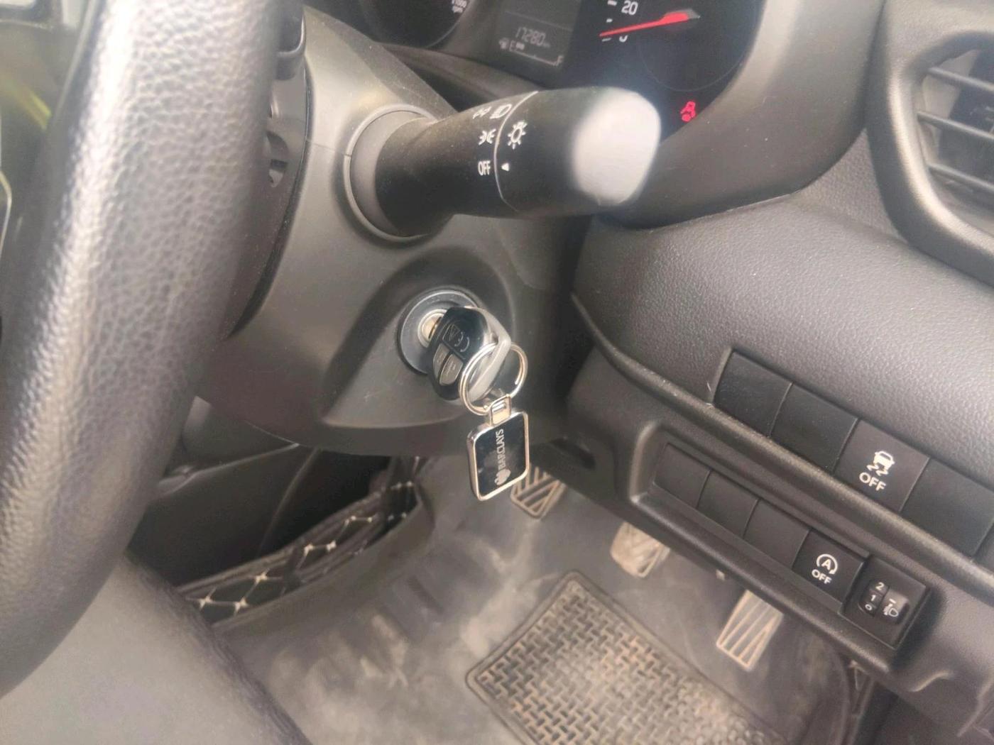2024 Maruti Swift VXI, Petrol, Manual, 17,280 km, interior