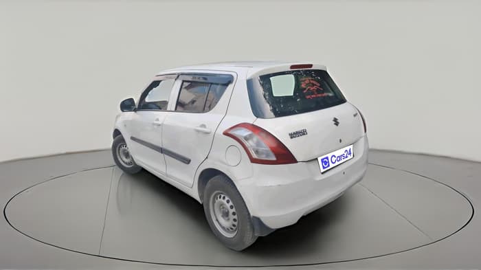 2017 Maruti Swift LXI (O), CNG, Manual, 1,15,231 km, exterior