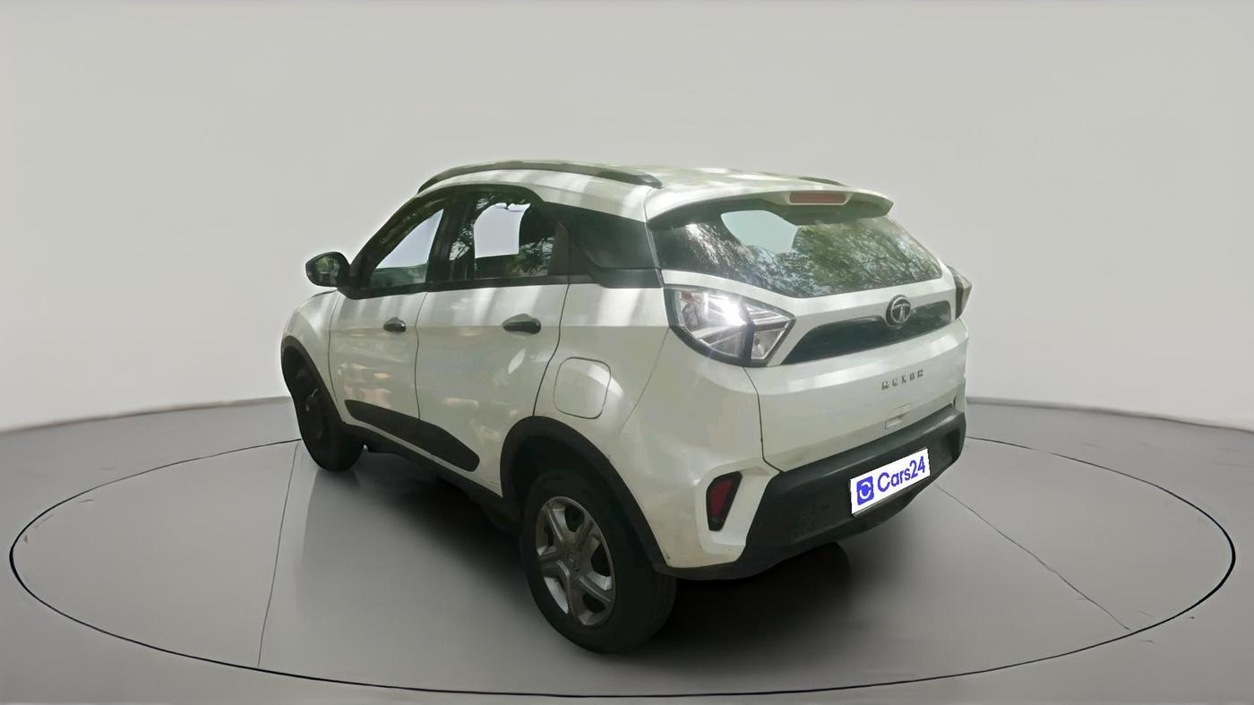 2022 Tata NEXON XM PETROL, Petrol, Manual, 38,759 km, exterior