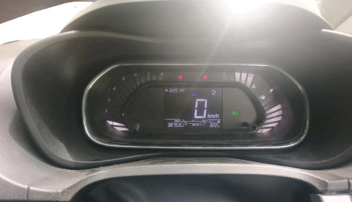 2022 Tata NEXON XM PETROL, Petrol, Manual, 38,759 km, interior