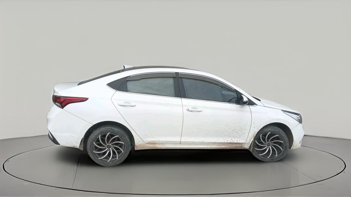 2018 Hyundai Verna 1.4 EX PETROL, Petrol, Manual, 53,850 km, exterior
