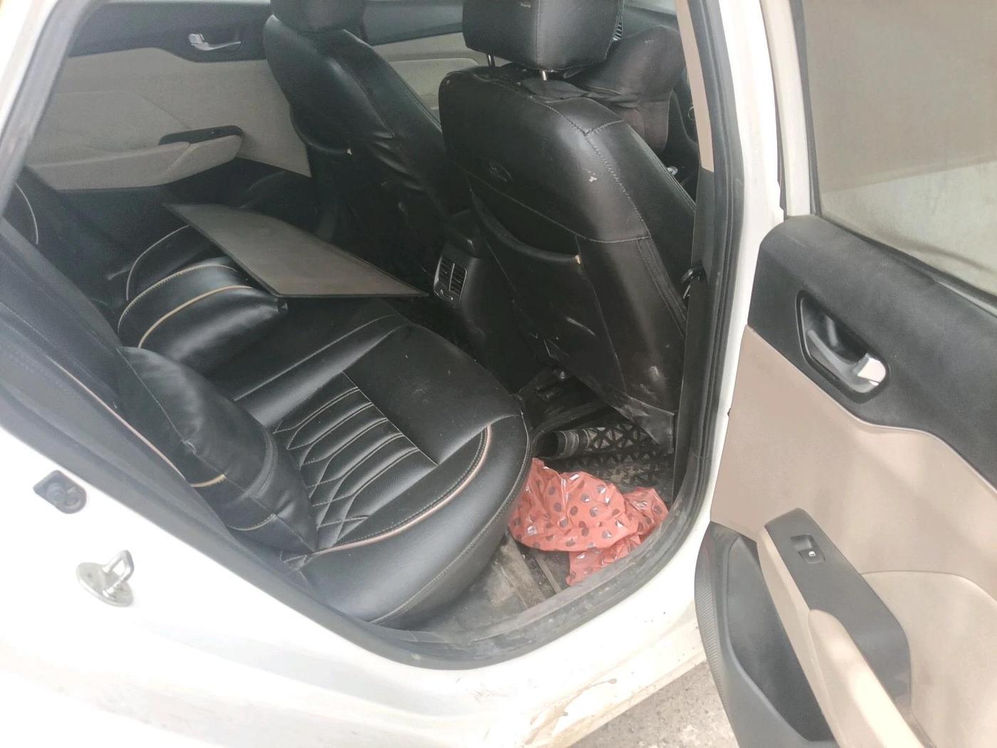 2018 Hyundai Verna 1.4 EX PETROL, Petrol, Manual, 53,850 km, interior