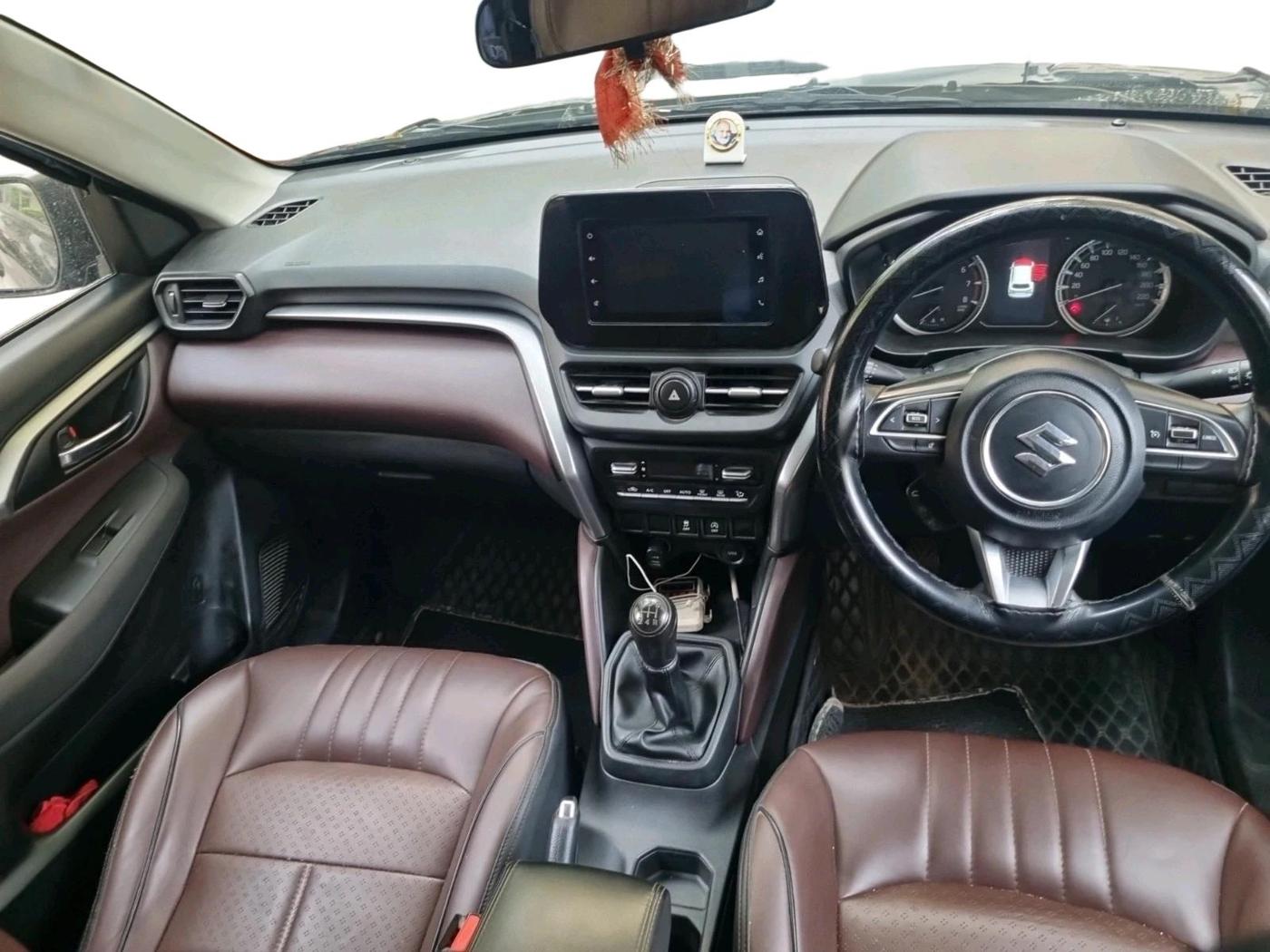 2023 Maruti Grand Vitara DELTA SMART HYBRID, Petrol, Manual, 1,50,475 km, interior