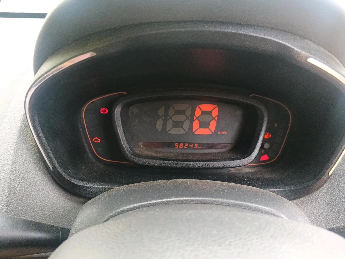 2016 Renault Kwid RXT 0.8, Petrol, Manual, 58,243 km, interior