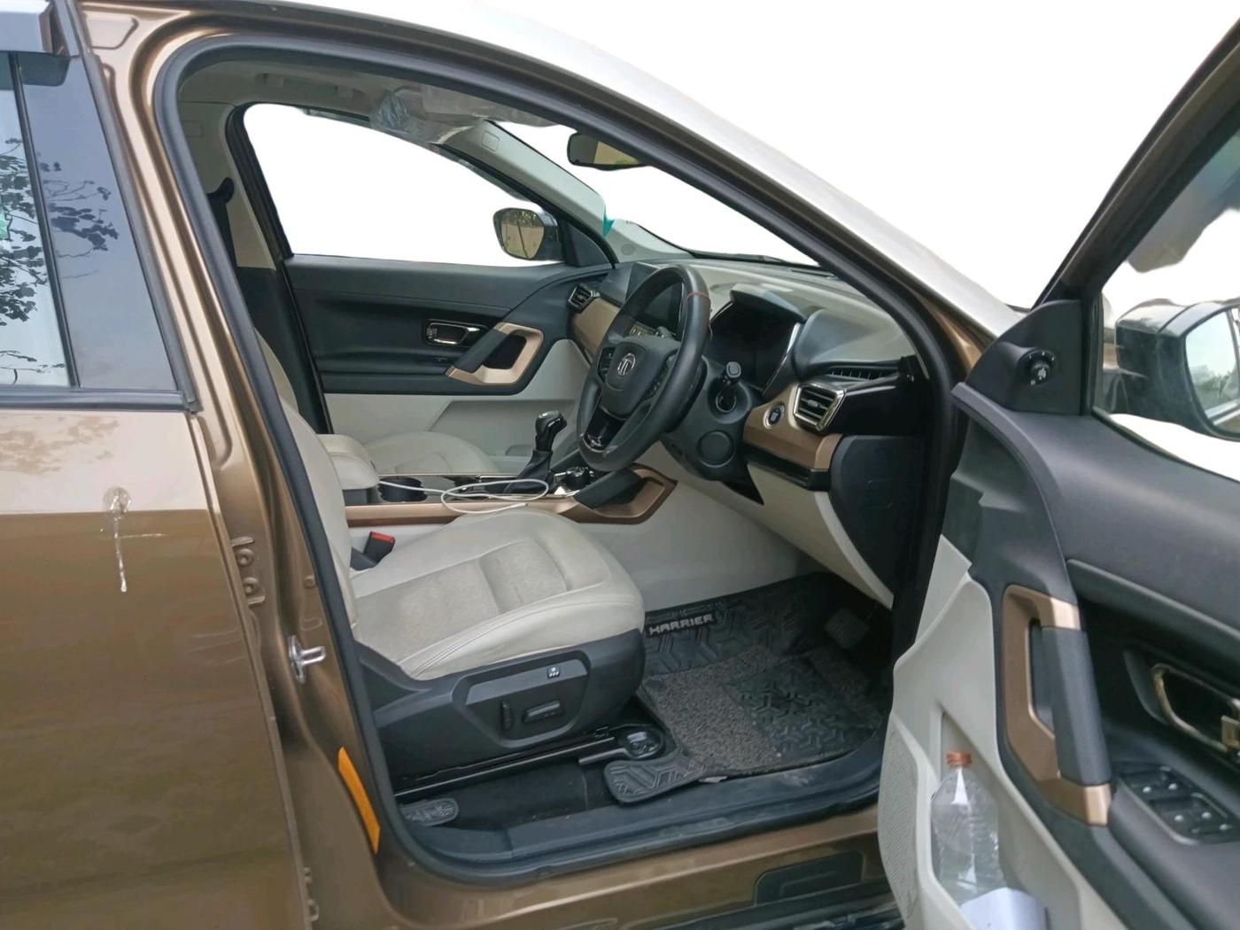 2022 Tata Harrier XZA PLUS 2.0L, Diesel, Automatic, 29,728 km, interior
